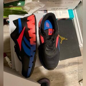 REEBOK kids 5, women’s 6.5